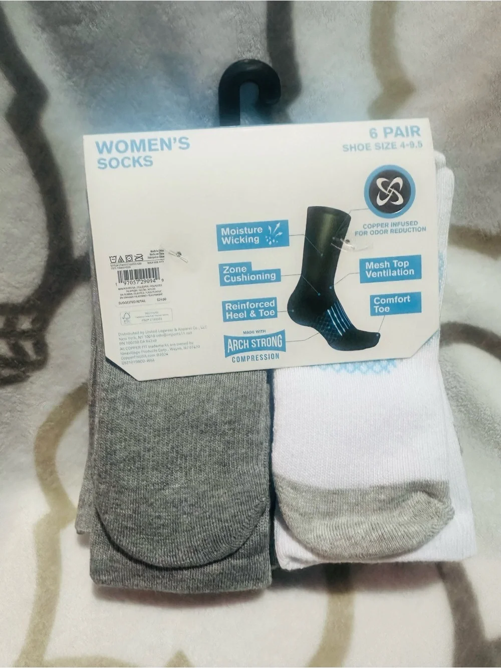 Copper Fit✨🩶🤍Energy Women's Crew Socks - White & Light Gray -6 pairs